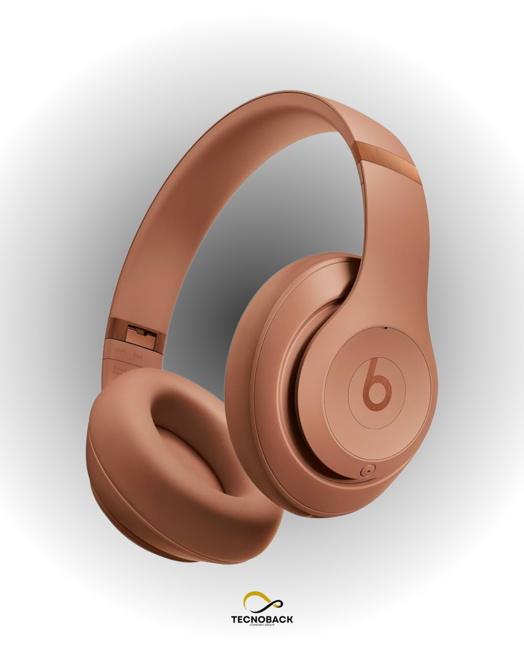 Beats Studio Pro X Kim Kardashian