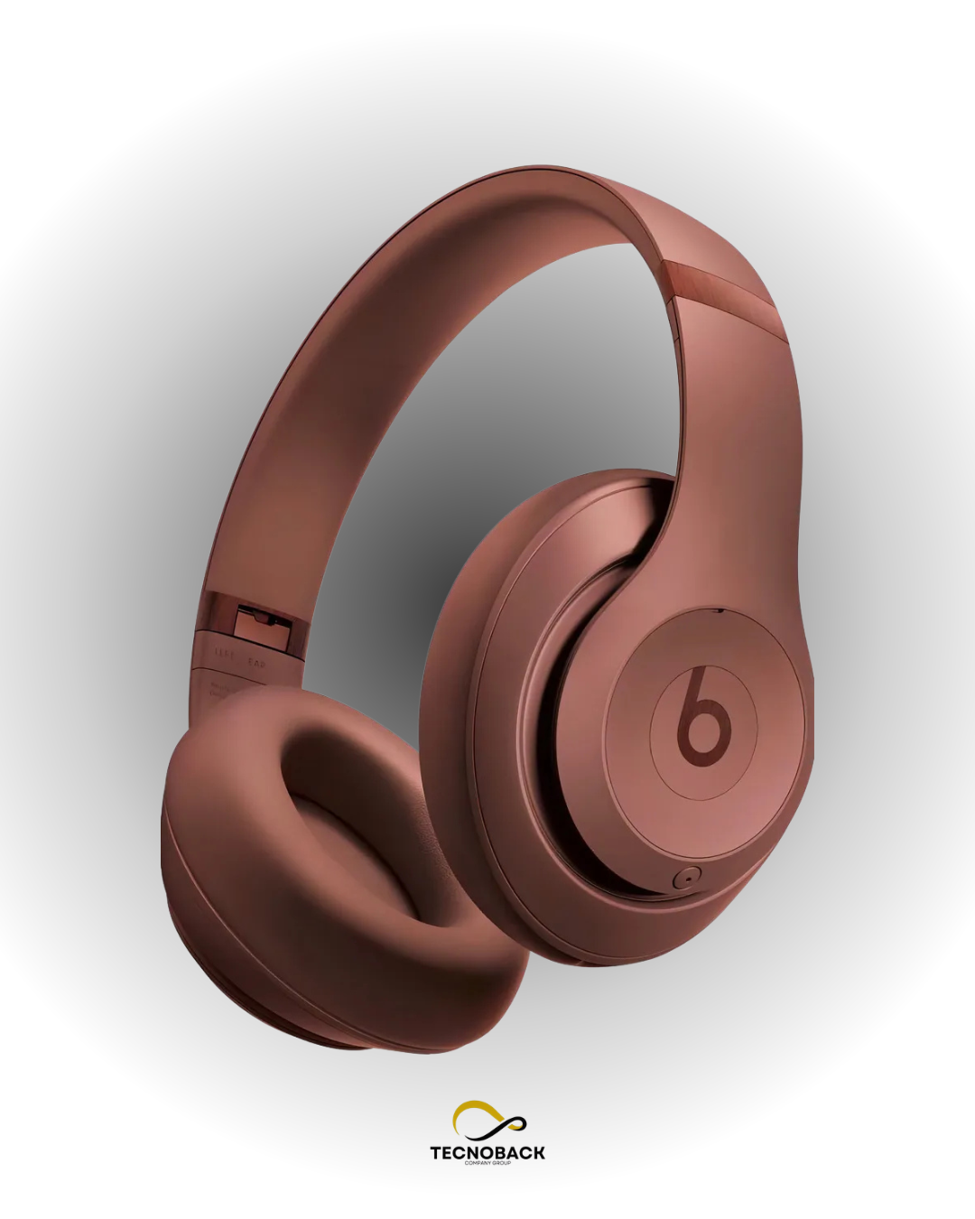 Beats Studio Pro X Kim Kardashian