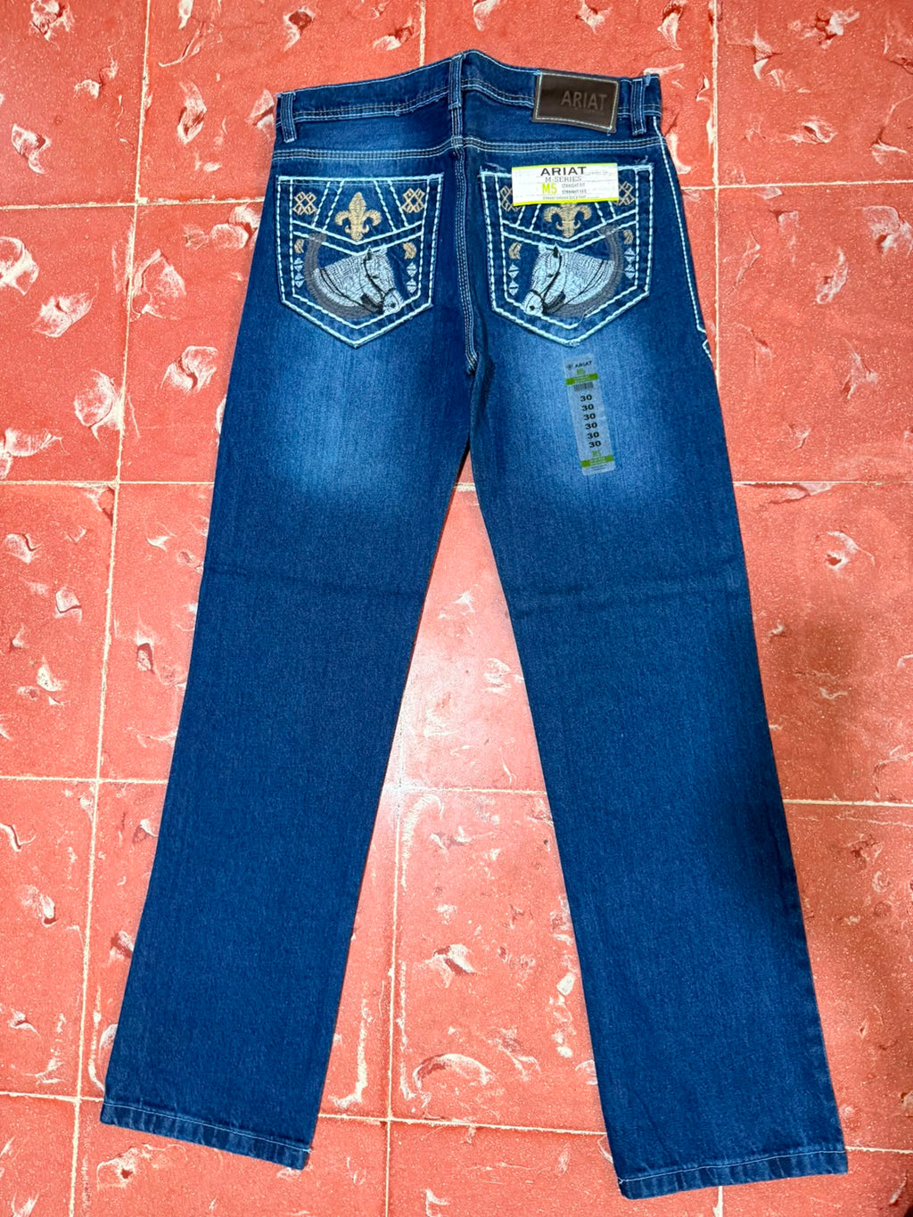 ARIAT