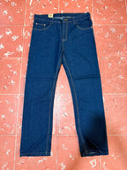 LEVIS STRAIGHT LEG
