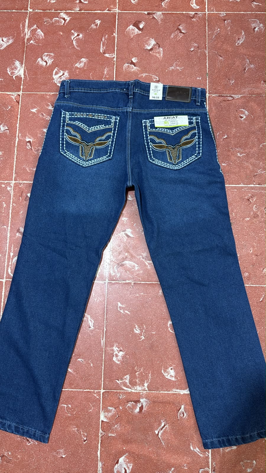 ARIAT